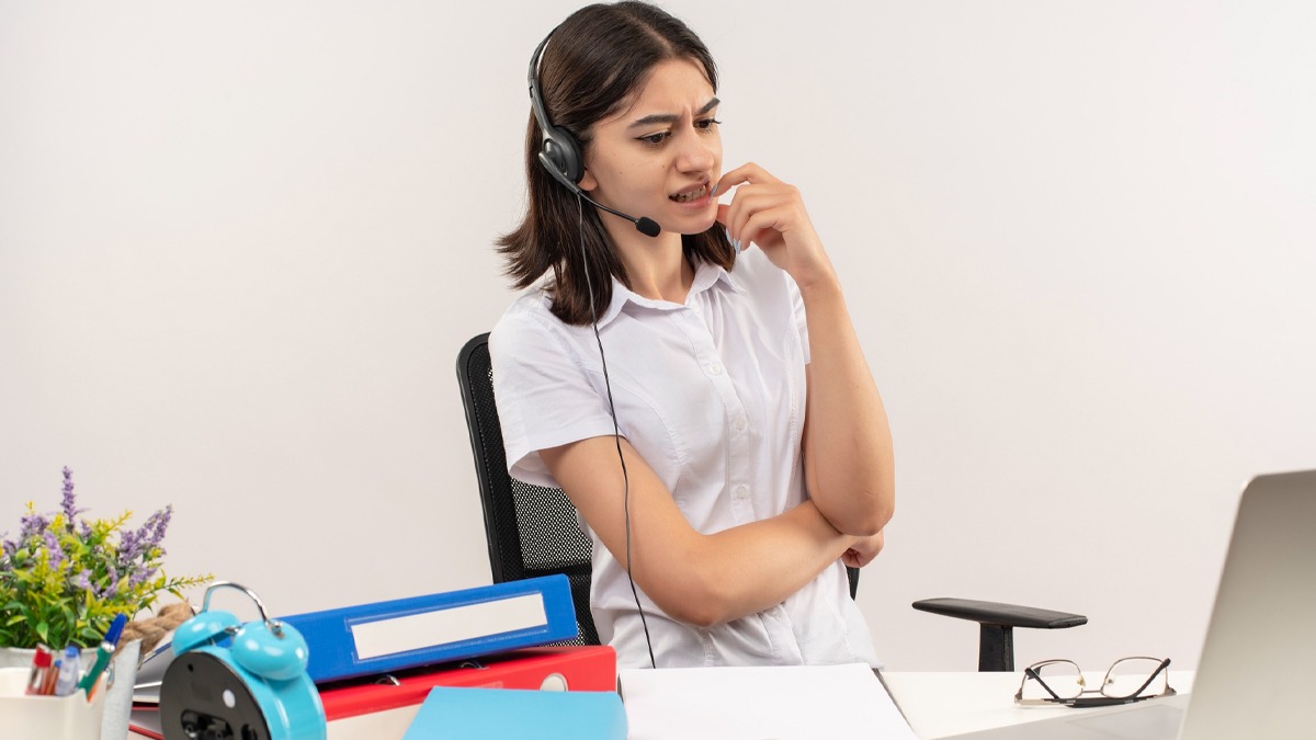 10 Tips to Improve the IELTS Listening Score