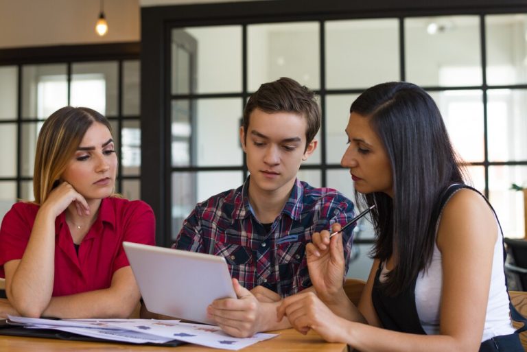 Reasons to choose Office Administration – Executive Program from Northern College