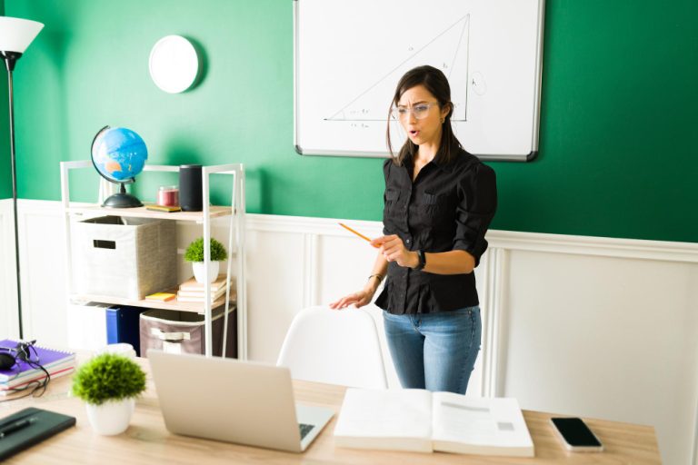 Teaching Courses in Canada for 2025: University, Admission, Cost