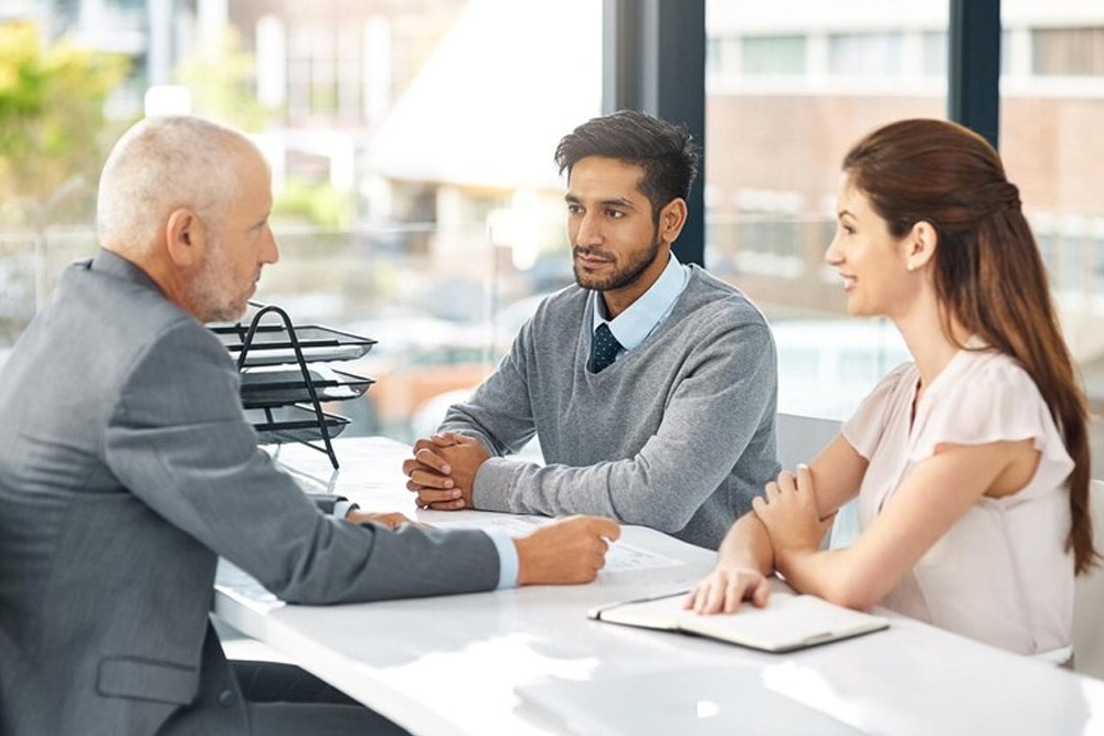 The Role of a Visa Agent: Services, Benefits, and How They Assist You